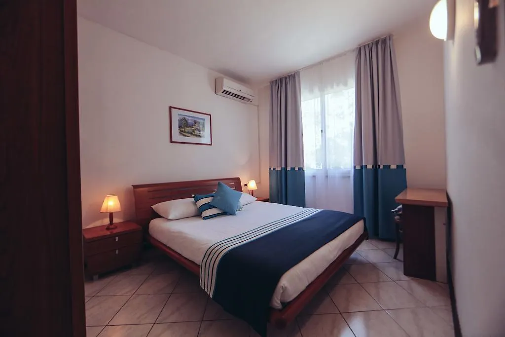 Verudela Villas Pula 3*,  Croatia
